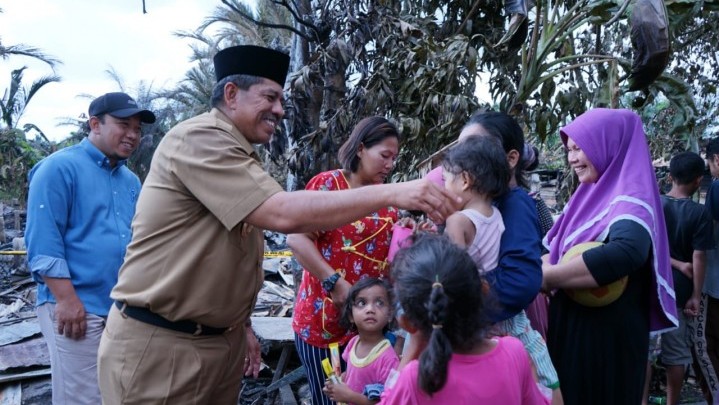 Korban Musibah Kebakaran Kampung Pinang Sebatang, di Relokasi ke Rumah Susun Korban Musibah Kebakaran Kampung Pinang Sebatang, di Relokasi ke Rumah Susun