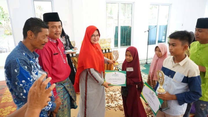 Camat Rumbai Vemi Resmi Tutup MTQ Kelurahan Maharani tahun 2020 Camat Rumbai Vemi Resmi Tutup MTQ Kelurahan Maharani tahun 2020