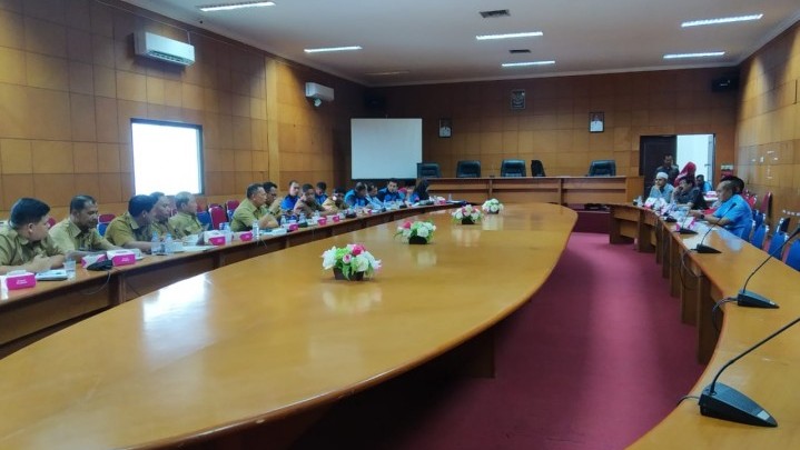 Tak Punya Izin , DPRD Siak Minta Pemkab Segel PT MMC