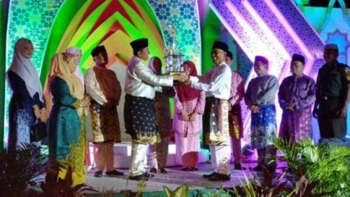 Anggota DPRD Siak Fairus SAg Ajak Masyarakat Membaca Al-Qur`an Sebagai Bacaan Sehari-hari