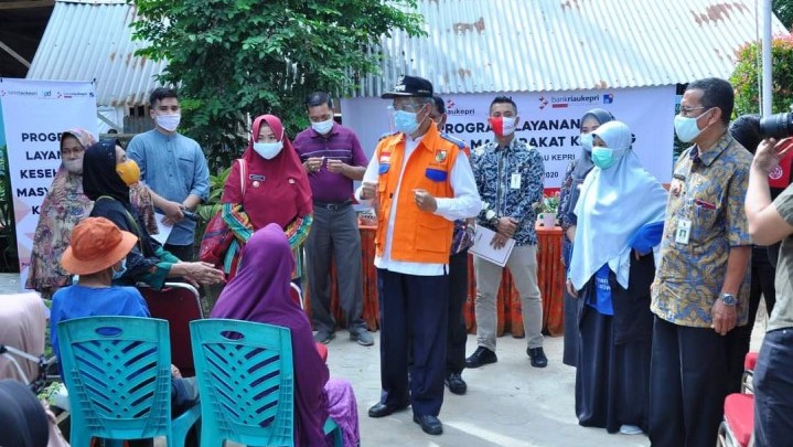 Warga Kelurahan Limbungan Senang Mendapatkan Manfaat Pelayanan Kesehatan Warga Kelurahan Limbungan Senang Mendapatkan Manfaat Pelayanan Kesehatan