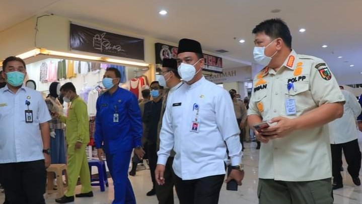 Sekko Pekanbaru Tinjau Penerapan Prokes di STC dan Mall Pekanbaru Sekko Pekanbaru Tinjau Penerapan Prokes di STC dan Mall Pekanbaru