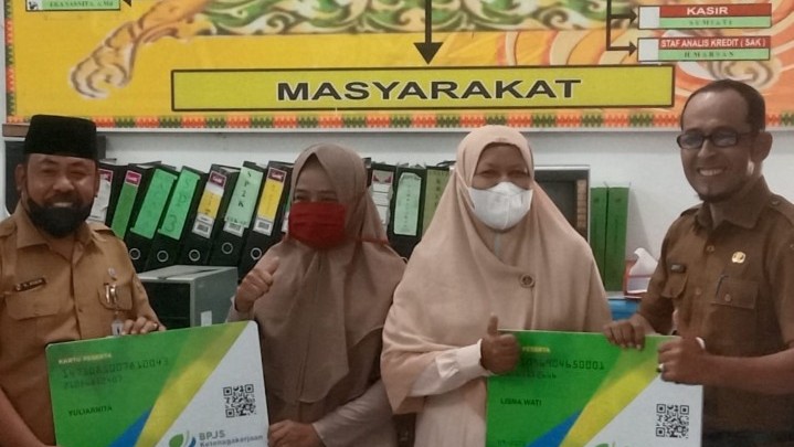 Lurah Sidomulyo Barat Dukung Program BPJS Ketenagakerjaan, Daftarkan Anggota UEK-SP Jaminan Kecelakaan Kerja