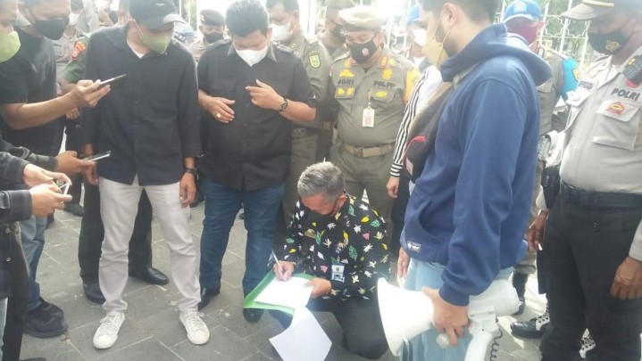 AMMPR Tuntut Pemerintah Segera Usut Tuntas Persoalan PKS PT SIPP di Bengkalis AMMPR Tuntut Pemerintah Segera Usut Tuntas Persoalan PKS PT SIPP di Bengkalis