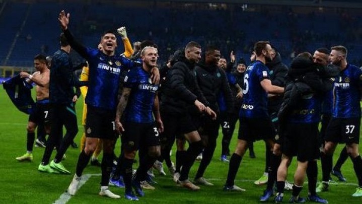 Menang Tipis 2-1 atas Juventus, Inter Milan Juara Piala Super Italia