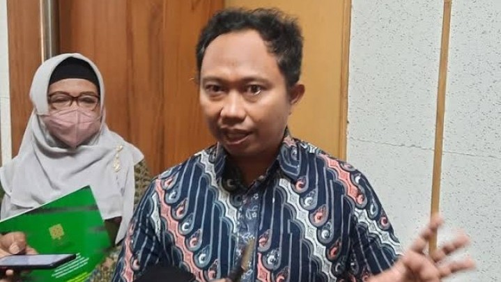 Rektor UIN Sunan Kalijaga Berharap Proses Hukum Penendang Sesajen di Gunung Semeru Dihentikan Rektor UIN Sunan Kalijaga Berharap Proses Hukum Penendang Sesajen di Gunung Semeru Dihentikan