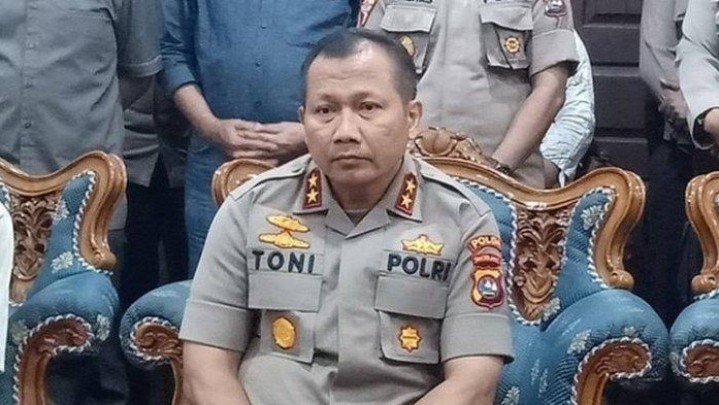 Diduga Terima Fee Rp2 Miliar, Mantan Kapolres Dicopot Diduga Terima Fee Rp2 Miliar, Mantan Kapolres Dicopot