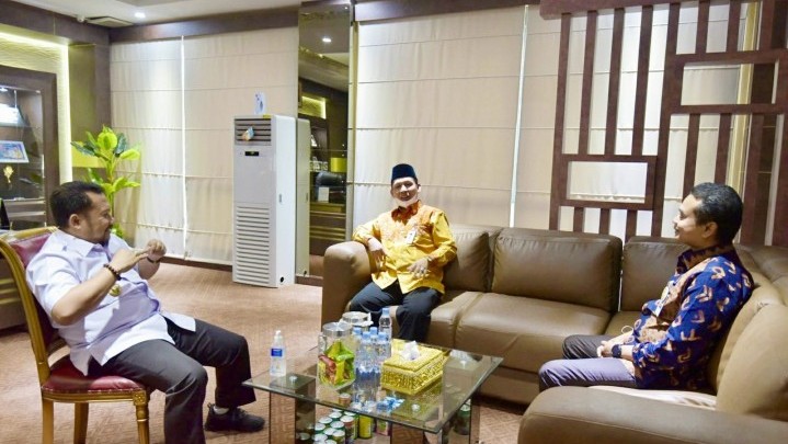 BRK Menuju Syariah, Bupati Kampar Minta Pembahasan RUPS Direalisasikan BRK Menuju Syariah, Bupati Kampar Minta Pembahasan RUPS Direalisasikan