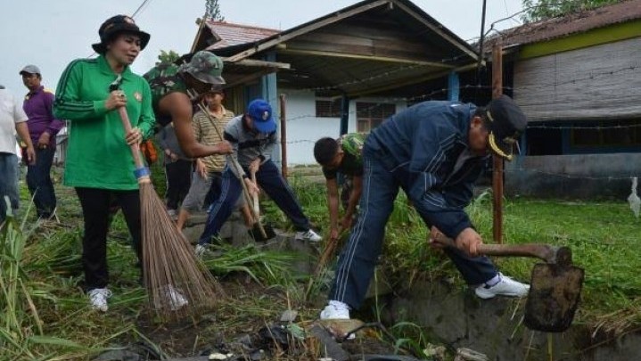 Banjir Di Pekanbaru, Ini Penyebab dan Arahan Wako Firdaus