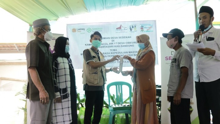 Menghidupkan Kembali Tradisi Perelek Sunda Lewat 'Desa Sedekah'