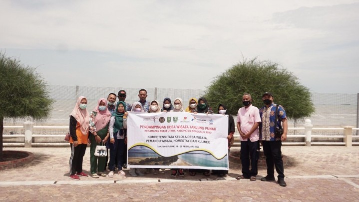 STP Riau Lakukan Pendampingan Guna Tingkatkan SDM Di Desa Tanjung Punak STP Riau Lakukan Pendampingan Guna Tingkatkan SDM Di Desa Tanjung Punak