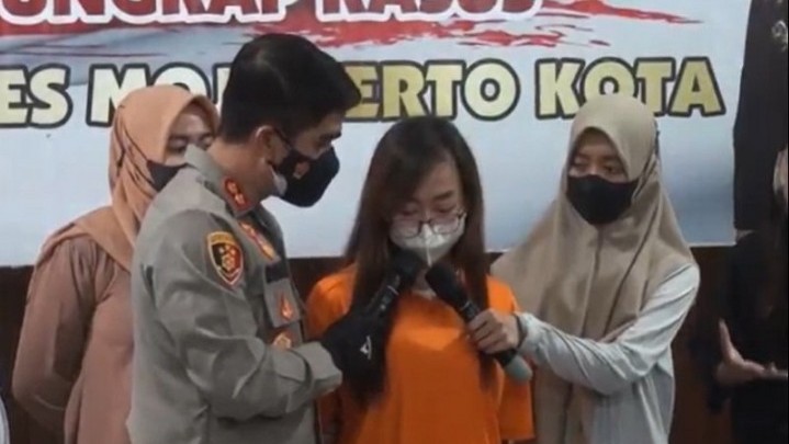 Ibu Muda Janjikan Pekerjaan ke Luar Negeri, Raup Uang Korban Rp 2 Miliar