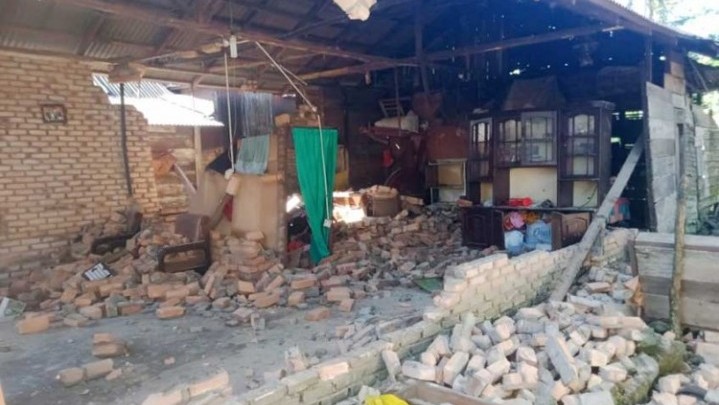 Puluhan Rumah di Limapuluh Kota Rusak Berat Akibat Gempa Pasaman Barat Puluhan Rumah di Limapuluh Kota Rusak Berat Akibat Gempa Pasaman Barat