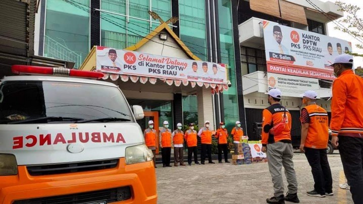 Bantu Korban Bencana Gempa Pasaman Barat, PKS Riau Turunkan 30 Orang Relawan Bantu Korban Bencana Gempa Pasaman Barat, PKS Riau Turunkan 30 Orang Relawan