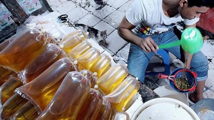 Menurut Disperindag Riau, Ini Penyebab Minyak Goreng di Pasar Tradisional Pekanbaru Masih Mahal Menurut Disperindag Riau, Ini Penyebab Minyak Goreng di Pasar Tradisional Pekanbaru Masih Mahal