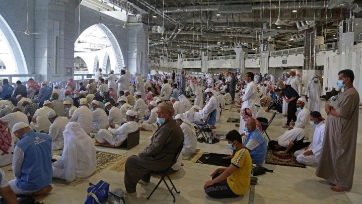 Arab Saudi Keluarkan Pengumuman: Jamaah Bisa Sholat di Masjid Haramain Tanpa Izin