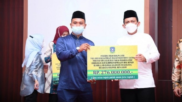 Empat Kecamatan di Batam Dapat Bantuan Hibah Rumah Ibadah