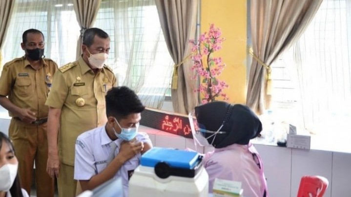 Berikut Capaian Vaksinasi Siswa SMA Sederajat di Riau Berikut Capaian Vaksinasi Siswa SMA Sederajat di Riau