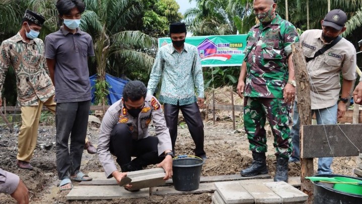 Janda Kurang Mampu Dapat Rumah Layak Huni dari Program Bersih di Inhu