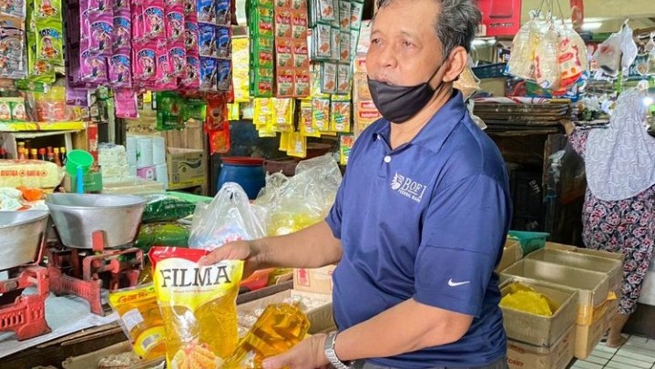 Harga Minyak Goreng Wajib Dilaporkan Pemprov Riau Secara Berkala pada Kemendag Harga Minyak Goreng Wajib Dilaporkan Pemprov Riau Secara Berkala pada Kemendag