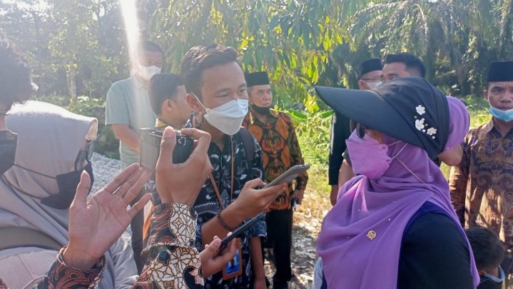 Misharti DPD RI Geram Minyak Goreng di Riau Langka