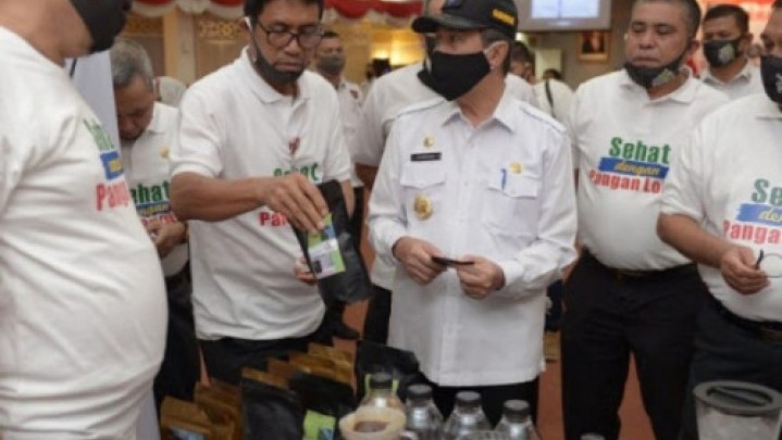 Koperasi dan UKM Binaan Korem 031/Wirabima Diharapkan Gubri Bersinergi Koperasi dan UKM Binaan Korem 031/Wirabima Diharapkan Gubri Bersinergi