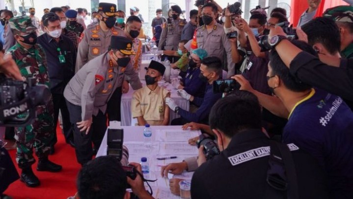 Vaksinasi Serentak se Indonesia, Riau Jadi Tujuan Kunker Wakapolri