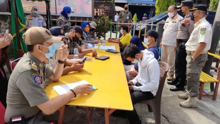Sidang Tipiring Bagi Puluhan Pelanggar Prokes di Inhil Sidang Tipiring Bagi Puluhan Pelanggar Prokes di Inhil