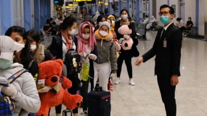 Gaji Terendah Pekerja Indonesia di Malaysia Disepakati Rp 5,2 Juta per Bulan Gaji Terendah Pekerja Indonesia di Malaysia Disepakati Rp 5,2 Juta per Bulan