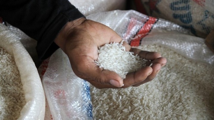 Gubri Syamsuar Pastikan Stok Bahan Pangan di Riau Aman Gubri Syamsuar Pastikan Stok Bahan Pangan di Riau Aman