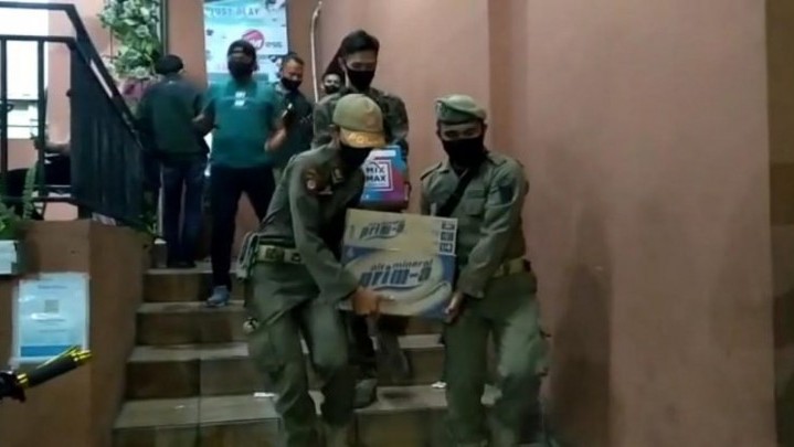 Tempat Biliar Sediakan Miras, Satpol PP Padang Layang Surat Panggilan Tempat Biliar Sediakan Miras, Satpol PP Padang Layang Surat Panggilan