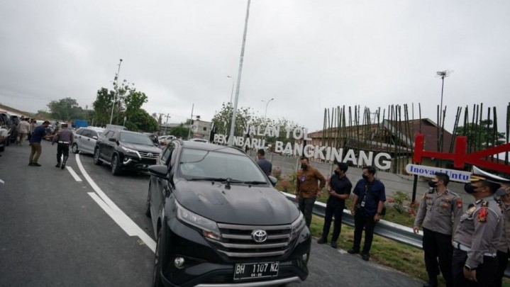 Sebanyak 1.028 Kendaraan Gunakan Tol Pekanbaru-Bangkinang di Hari Pertama Operasional