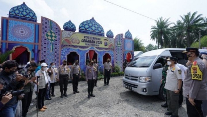 Pos Pengamanan Mudik di Rohil Sediakan Pijat Refleksi hingga Pojok Baca Pos Pengamanan Mudik di Rohil Sediakan Pijat Refleksi hingga Pojok Baca