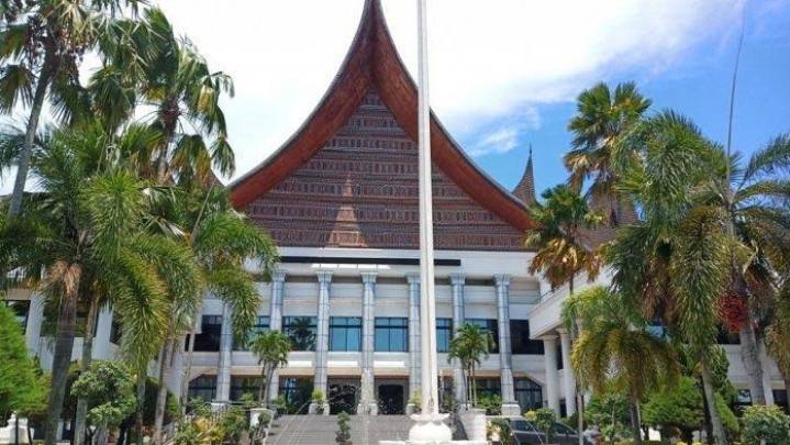 Dituding Menakut-nakuti OPD, DPRD Sumbar Minta TPSM Dibubarkan Dituding Menakut-nakuti OPD, DPRD Sumbar Minta TPSM Dibubarkan