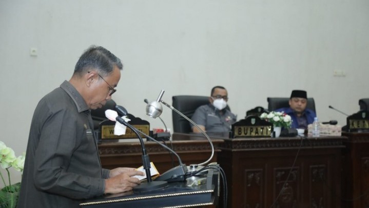 Guru Bantu Provinsi di Rohul Saat Ini Hanya 41 Orang Guru Bantu Provinsi di Rohul Saat Ini Hanya 41 Orang