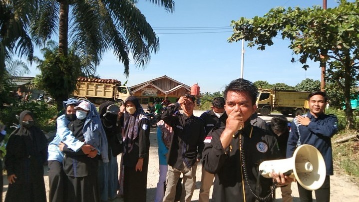 Minta Audensi Terkait Dana CSR, IMPPAK Dilarang Masuk PT SJI Nusa Coy Minta Audensi Terkait Dana CSR, IMPPAK Dilarang Masuk PT SJI Nusa Coy