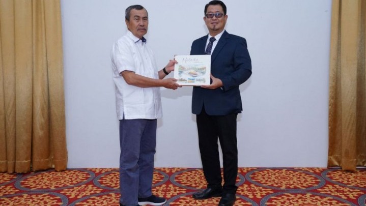 Berikut Poin-poin yang Dibahas dalam Pertemuan Gubri dengan Menteri Pelancongan Malaysia Berikut Poin-poin yang Dibahas dalam Pertemuan Gubri dengan Menteri Pelancongan Malaysia
