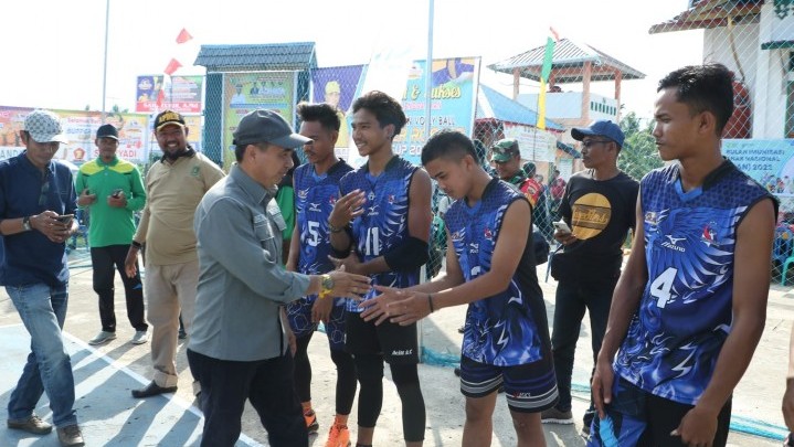 Puluhan Tim Ramaikan Turnamen Volly Ball Supper Rosmel Cup 2022