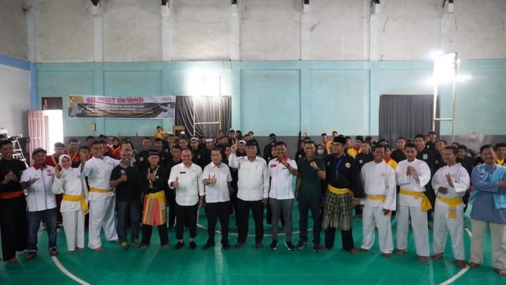 Kejuaraan Pencak Silat Pelajar Dihadiri Ketua KONI Pekanbaru Kejuaraan Pencak Silat Pelajar Dihadiri Ketua KONI Pekanbaru