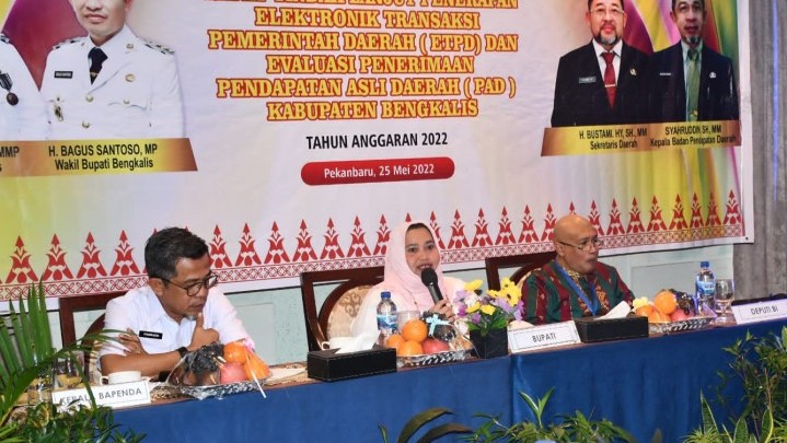 Bupati Kasmarni Tekankan OPD Gunakan Sistem Digital