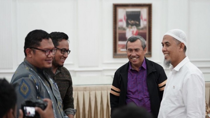 Bahas Perbaikan Jembatan, Wako Dumai Temui Gubernur Riau