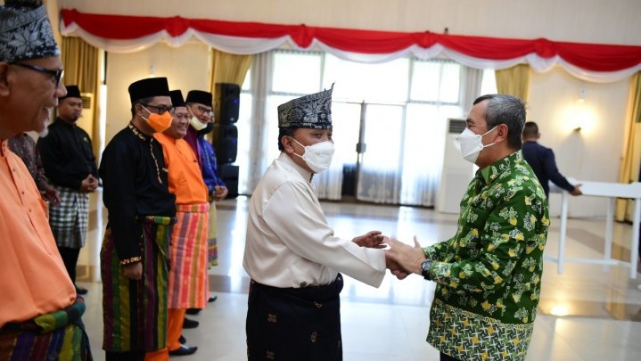 Gubri Syamsuar Kukuhkan Pengurus Permaskab Meranti Riau