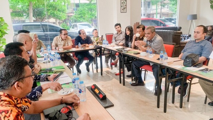 Kurangi Pengangguran dan Kemiskinan di Kampar, Dr. Kamsol Targetkan Bangun 10 Rice Estate dan Industri Hilirnya Kurangi Pengangguran dan Kemiskinan di Kampar, Dr. Kamsol Targetkan Bangun 10 Rice Estate dan Industri Hilirnya