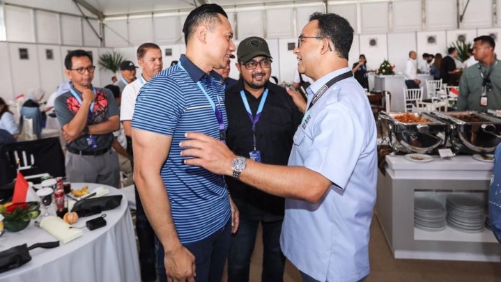 Nonton Formula E, AHY Disambut Akrab Anies Baswedan Nonton Formula E, AHY Disambut Akrab Anies Baswedan
