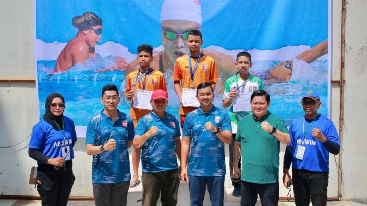 Kejurprov Renang Riau Diikuti Ratusan Atlet Kejurprov Renang Riau Diikuti Ratusan Atlet