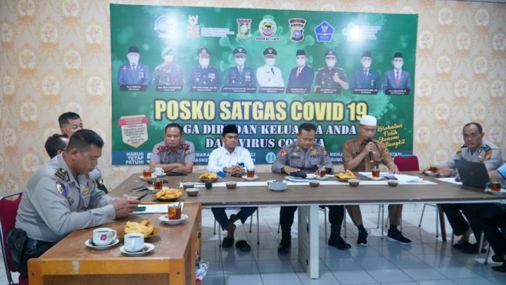 Target 70%, Pemkab Kampar Gelar Rapat Evaluasi Pencapian Vaksin Target 70%, Pemkab Kampar Gelar Rapat Evaluasi Pencapian Vaksin