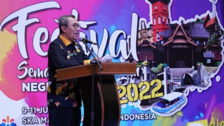 Menarik Wisatawan Melaka ke Riau Melalui Festival Semarak Pelancongan Menarik Wisatawan Melaka ke Riau Melalui Festival Semarak Pelancongan