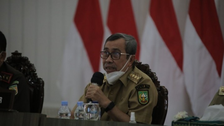 PMK Semakin Meluas, Pemprov Riau Dirikan Enam Pos Check Point di Perbatasan Provinsi PMK Semakin Meluas, Pemprov Riau Dirikan Enam Pos Check Point di Perbatasan Provinsi