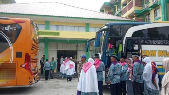 Terdapat 421 JCH Riau Berangkat dengan Jamaah Provinsi Jambi