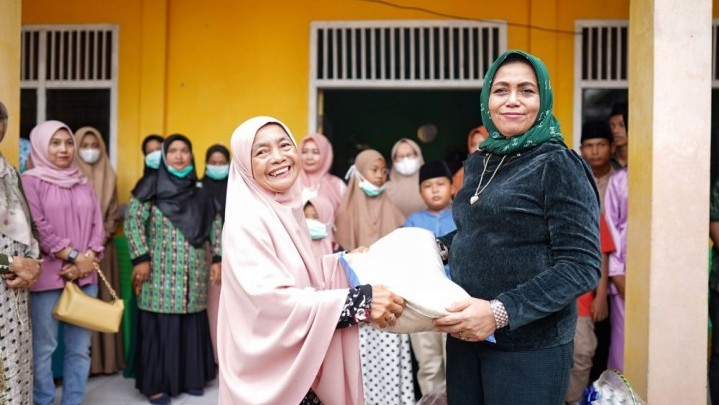 Panti Asuhan di Bengkalis Dikunjungi Bunda Yatim Piatu Riau